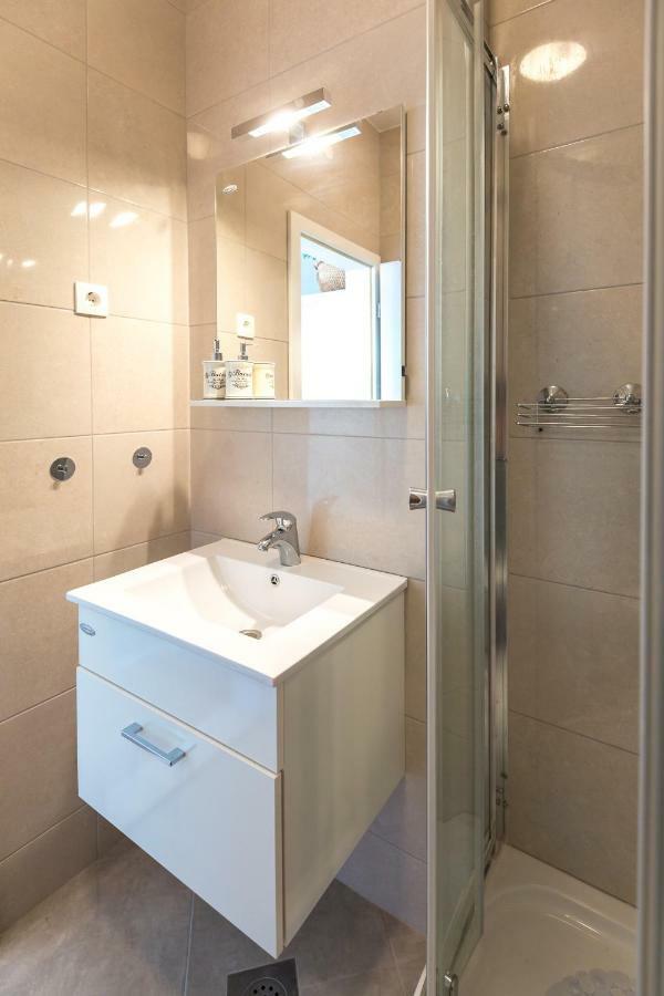 Apartment Majda Makarska Exteriör bild